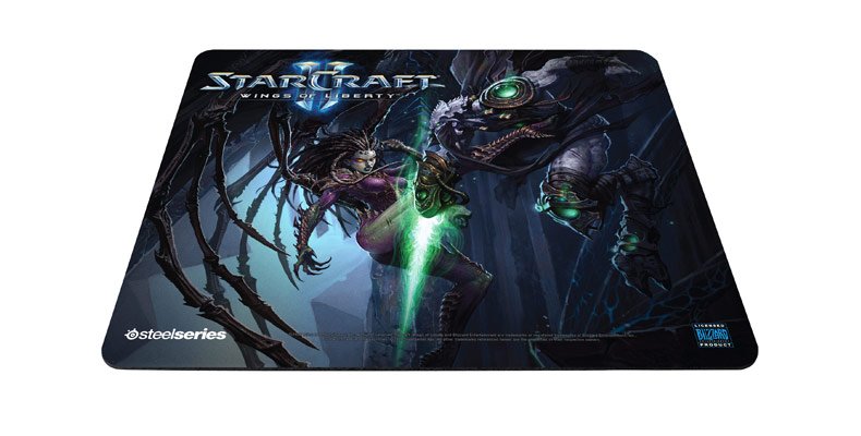 starcraft_ii_mousepad_02.jpg